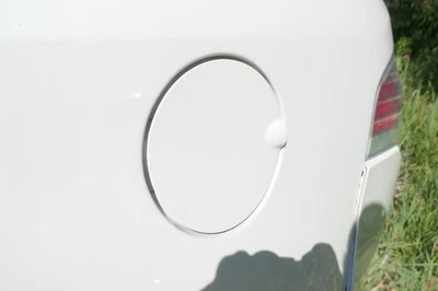 Fuel Filler Door White Platinum Fits 2009 Lincoln MKX 1738302 - Image 1 of 4