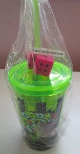 Nueva taza pulgar dados Oggie Boogie Bash de los parques de Disney 6,5 pulgadas de alto más pajita - Imagen 1 de 5