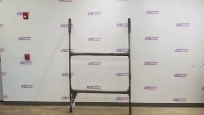 18 NISSAN ARMADA LUGGAGE RACK ROOF RAIL ASSEMBLY  Foto 1 de 4