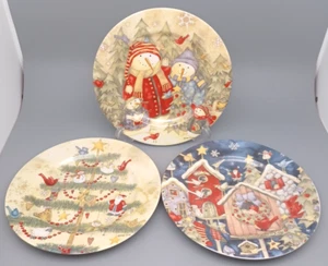 Debi Hron Holiday Home Santa Collection 8" Salad Plates Set of 3 2006 - Picture 1 of 10