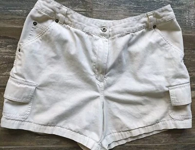 Shorts cargo feminino Marsh Landing By Amanda Smith bronzeado tamanho 12 frente plana  - Imagem 1 de 4