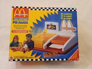 1993 McDonald's Happy Meal Magic Pie Maker Complete With Inner/Outer Box - Picture 1 of 14