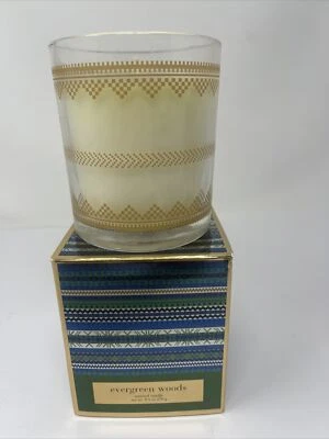 Nueva vela perfumada Nest Fragrances ED On Air 9,5 OZ madera de hoja perenne en caja Foto 1 de 4