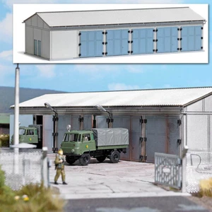 Busch H0 9608 Gebäude-Bausatz Fahrzeughalle 5-teilig Stellplätze Werkstatt 1:87 - Bild 1 von 1
