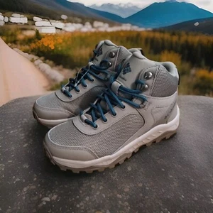 Women's Hiking Columbia Trailstorm™ Ascend Mid Waterproof Size 5.5 Wide New - Picture 1 of 9