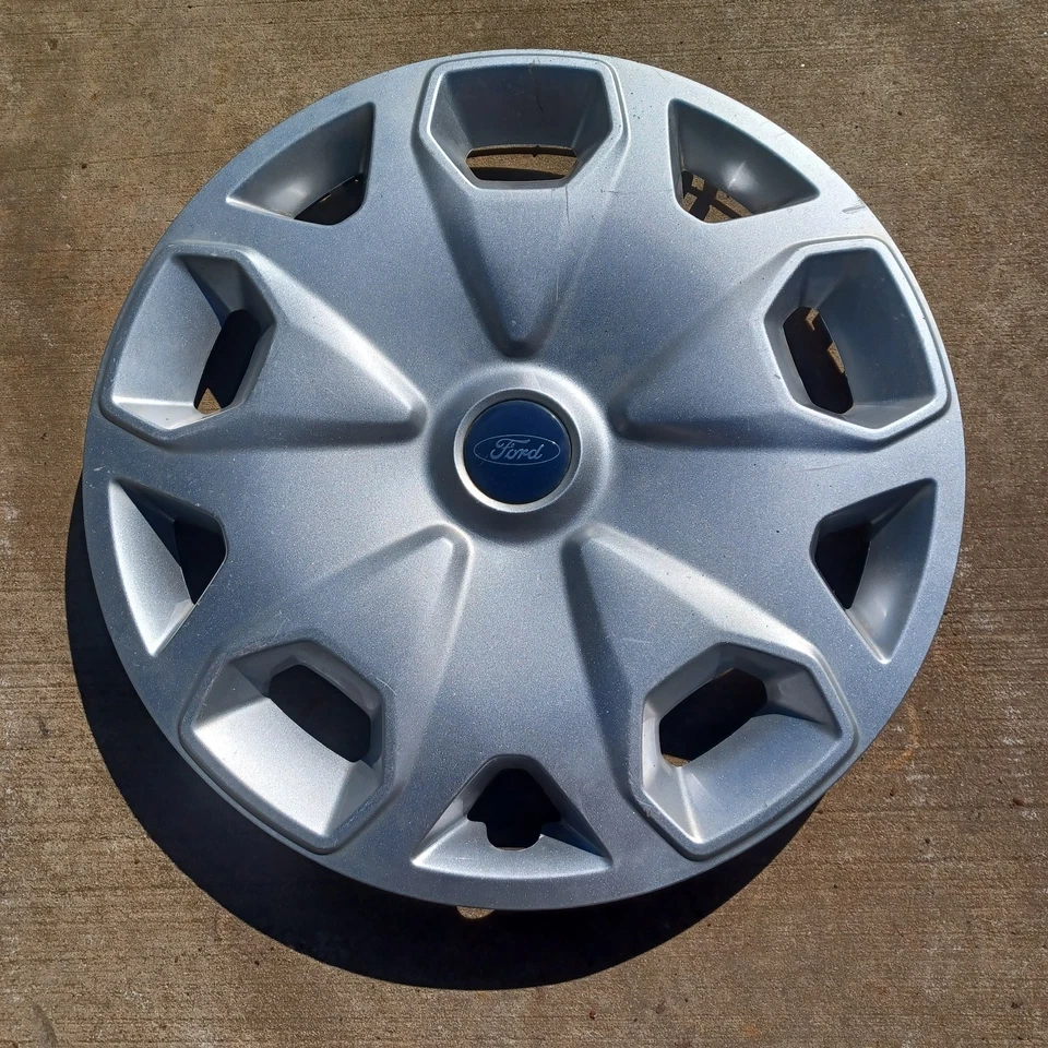 Tapacubos Ford Transit Connect, 2014 2016, se adapta a rueda de 16", DT11-1130-BB, 7065 01 Foto 1 de 4