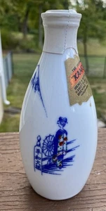 VERSIEGELTE Mt Fuji Japan Flasche Kamotsuru Sake - Bild 1 von 4