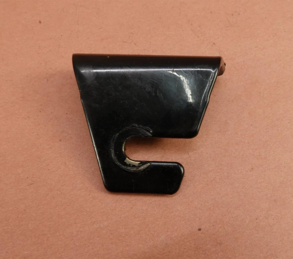 Harley Davidson Softail Slim FLS 2011-2017 soporte de abrazadera de escape Foto 1 de 4