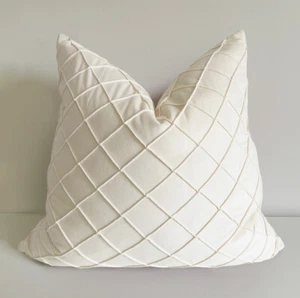 60*60cm Home Pillow Case Velvet Pleated Diamond European Cushion Cover - White - Picture 1 of 3