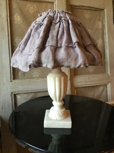 Nachttischlampe Schreibtisch Sockel Alabaster Lampenschirm Stoff handgenäht alt Retro - Bild 1 von 14