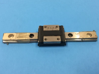 THK - RSR12ZM - Riel lineal (12 cm de largo), con bloque deslizante Foto 1 de 3