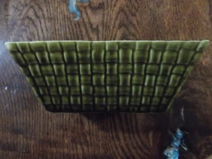 Beautiful Vintage Brush McCoy USA 108-8 Rectangle Green Basket Weave Planter 8.5 - Picture 1 of 6