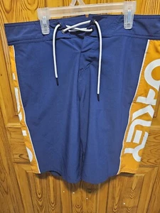 Oakley Mens Size Medium Take Pro Nylon Blend Active Golf Shorts 9.5 Inseam - Picture 1 of 8