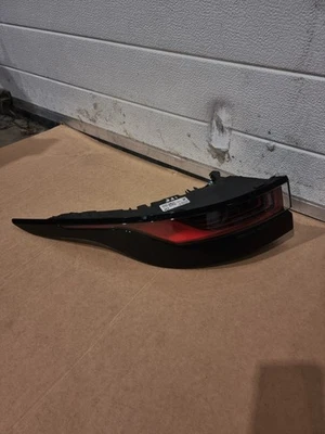 Luz trasera LED RR Evoque 2019 LH para carrocería 453123575 LR173011 K8D2-13405-A - Imagen 1 de 4