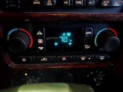 Control de temperatura delantero automático Opt CJ2 06-09 ENVIY ID 15845093 Foto 1 de 4