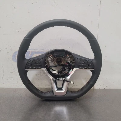 24 2024 Volante NISSAN SENTRA SR CUERO NEGRO SIN CALEFACCIÓN Foto 1 de 4