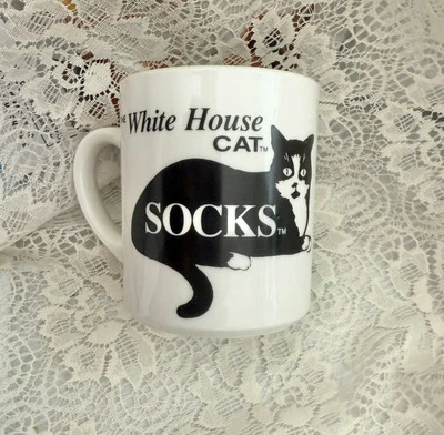 CALCETINES LA CASA BLANCA GATO TAZA CLINTON CONMEMORATIVA Foto 1 de 4