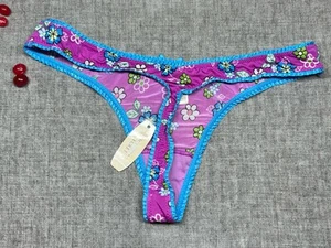 VICTORIA'S SECRET SEXY SILKY SATIN THONG PANTY W RUFFLE SMALL - Picture 1 of 3