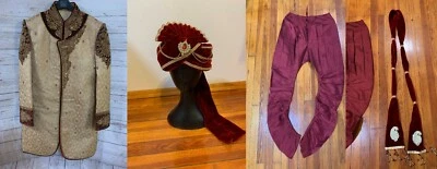 Conjunto de 4 Traje Kurta Étnico Rossh Hombre Chaqueta Dorada, Turbante Rojo, Pantalones, Bufanda Foto 1 de 4