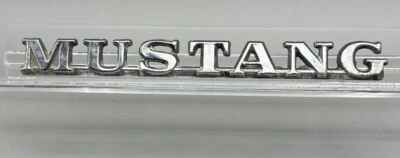Ford Mustang 1964-1966 emblema vintage C5ZB-16098-C 30978 H1 Foto 1 de 4