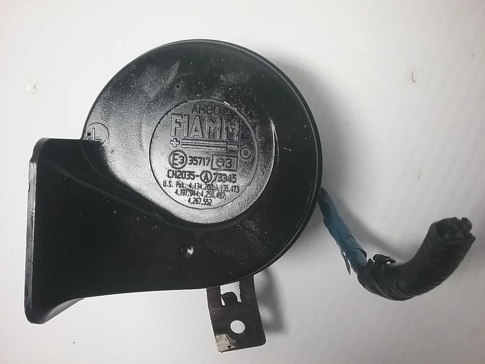 Nissan Altima 2002-2004 bocina de señal de paso bajo CH2035-73345  Foto 1 de 4