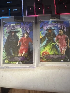 Lionel Messi und Mia Hamm. Wicked Hits Beide 1/1 One of One! - Bild 1 von 2