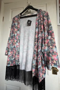 Atmosphere Primark Damen Blumen Schal Halstuch mit Quasten. UK Gr. 18-20 - Bild 1 von 10