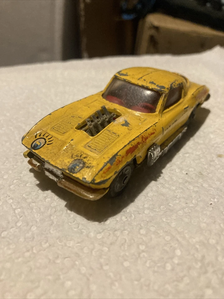 1960s Vintage Corgi Chevrolet Corvette Sting Ray Lazy Bones No 337 Spares Resto - Image 1 of 1