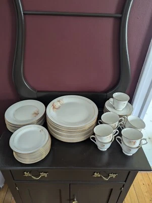 Noritake Devotion 7271 Dinnerware Set 51 Pieces - Image 1 of 4