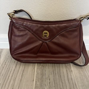 Vintage Etienne Aigner Leather Shoulder Bag Purse Crossbody Burgundy Red Maroon - Picture 1 of 4