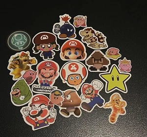 20 Stück Aufkleber Nintendo Super Mario Skateboard Gepäck Handy Laptop Auto Vinyl - Bild 1 von 1