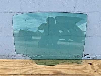 2013 - 2015 雪佛兰迈锐宝右后乘客门窗玻璃原始设备制造商 — 第 1/4 张图片