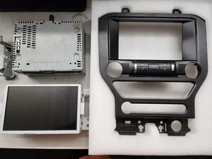 Ford Mustang 2015 Radio Original Sync2 - Bild 1 von 7