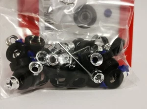 Herpa 12 Radsätze Breitreifen für Auflieger chrom/blau Nr. 053891 /HN470 - Bild 1 von 1