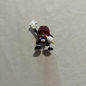 1987 Vintage California Raisins Figure Singer Singing Microphone Raisin - Picture 1 of 2