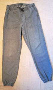Aeropostale Wide/Cuffed Lightweight Cotton Jean/.Trousers Size 12 in Grey - Picture 1 of 3