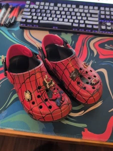 Crocs x Marvel Spider Man All Terrain Clog Junior Size 1 - Picture 1 of 6