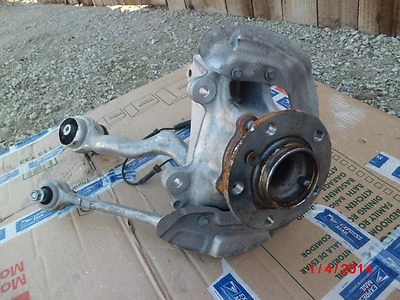 2012-2015 BMW F30 F31 320i 335i 328i 328 suspension control arm hub carrier RH - Image 1 of 4