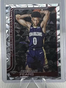 Baloncesto Topps 2025-26 - Jeremiah Fears Diamante RC #207 - Pelicans - Imagen 1 de 9