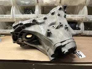 94-01 Acura Integra 5spd M/T Back Transmission Casing B16 B18 - Picture 1 of 11