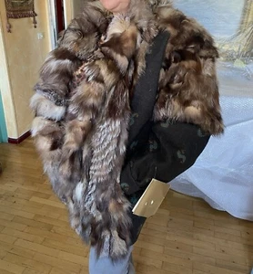 Italian Vintage Fox Fur Coat - Picture 1 of 11