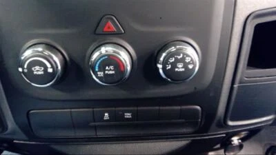 RAM1500 2015 control de temperatura 3172431 Foto 1 de 4