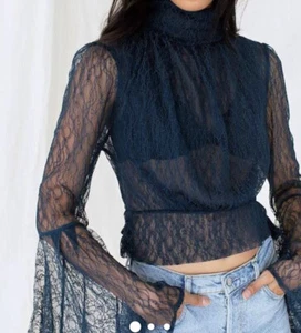 Free People Rule Breaker haut thé dentelle cloche manches dos ouvert cravate chemisier gothique Xs - Photo 1/2
