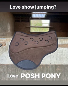 Full Size JUMP saddle pad/numnah tech velvet comfort anti slip in BLACK or BROWN - Picture 1 of 13