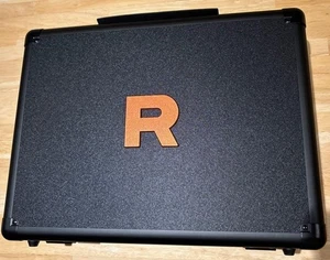 Pokemon Center The Glory Of Team Rocket Attache Case Aktentasche OHNE Karte - Bild 1 von 2