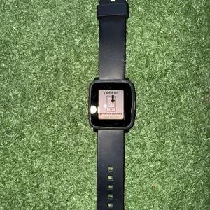 Montre connectée d'occasion Pebble Time acier Bluetooth 30 M étanche - Photo 1 sur 7