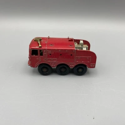 Lesney Matchbox Foamite Crash Tender No 63 Red Fire Truck 6 Wheel Vintage *Read - Image 1 of 4