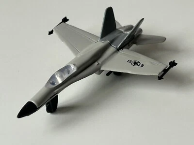 McDonnell Douglas F/A-18 Hornet American Aircraft Model Diecast Motormax 4,5" - Image 1 of 4
