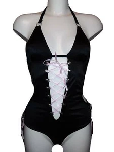 Schwarz Satin Feel offen Ausschnitt rosa Band Teddy Gr. 10-12 Body All in One - Bild 1 von 2