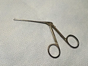 V. Mueller AU16000 House-Wullstein Forceps Oval Cups Curved Right 3-3/16" ENT - Picture 1 of 5